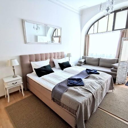 Gastein By Rockchair Apartments L Superhost Status L 2 Bedrooms Boxspringbeds 1,5 Bathrooms - Cozy Family & Business Flair Welcomes You! Berlin Extérieur photo