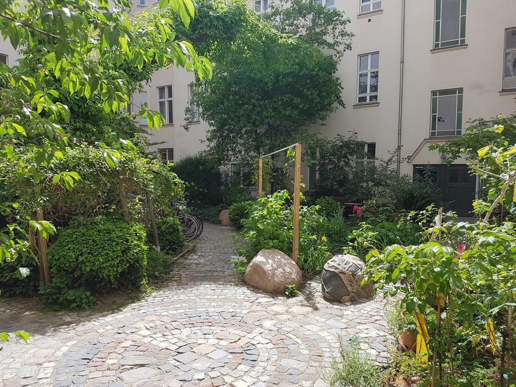 Gastein By Rockchair Apartments L Superhost Status L 2 Bedrooms Boxspringbeds 1,5 Bathrooms - Cozy Family & Business Flair Welcomes You! Berlin Extérieur photo