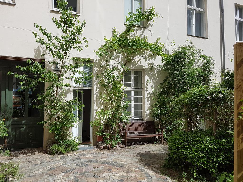 Gastein By Rockchair Apartments L Superhost Status L 2 Bedrooms Boxspringbeds 1,5 Bathrooms - Cozy Family & Business Flair Welcomes You! Berlin Extérieur photo